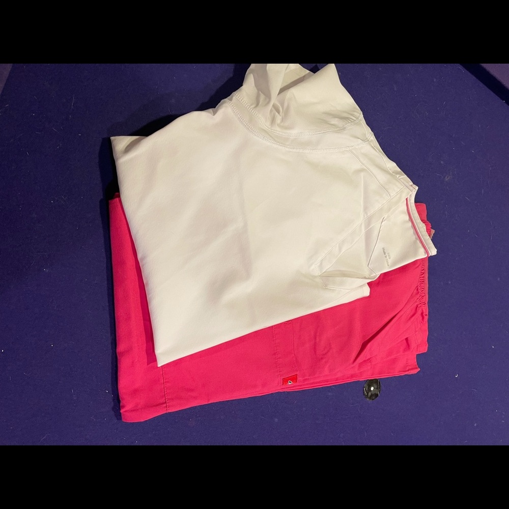Cherokee scrub top and bottom set
